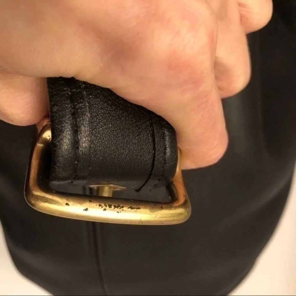 Coach vintage xl black leather feed bucket bag 9085